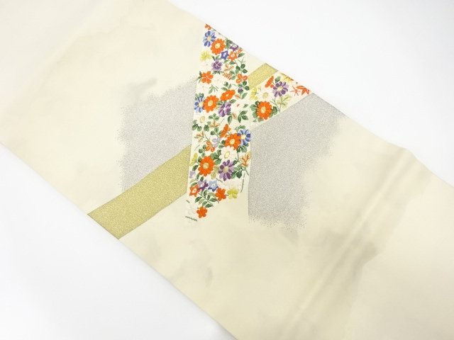 霞に草花模様織り出し　名古屋帯